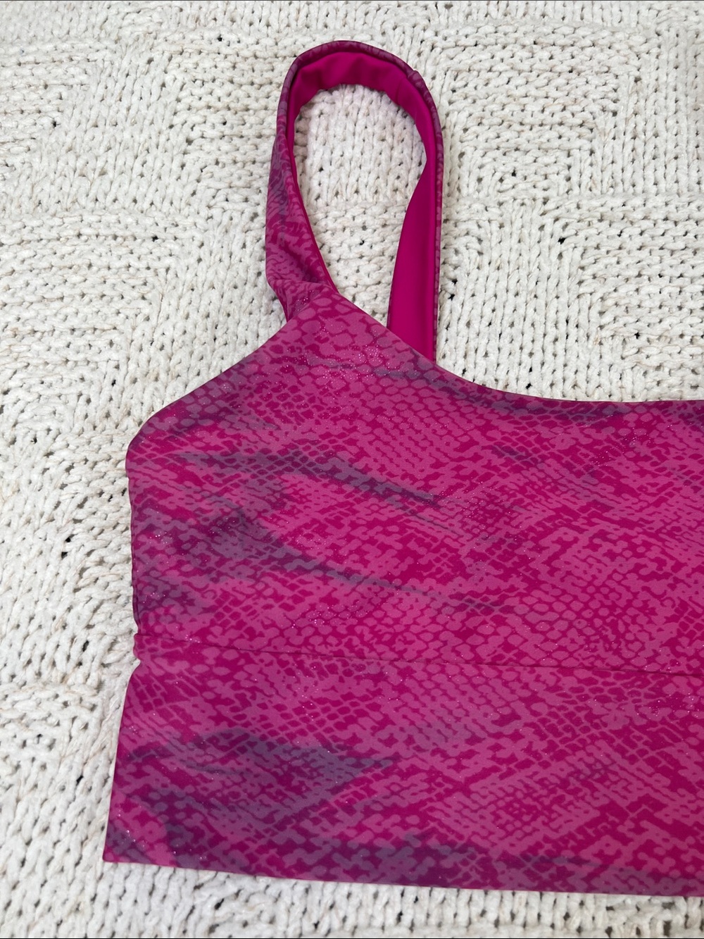 Beach Riot Fuchsia-Pink Patterned Sports Bra - Picture 4 of 10